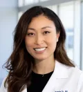 portrait of Dr. Jeannie Su, urologist at Comprehensive Urology in Los Angeles